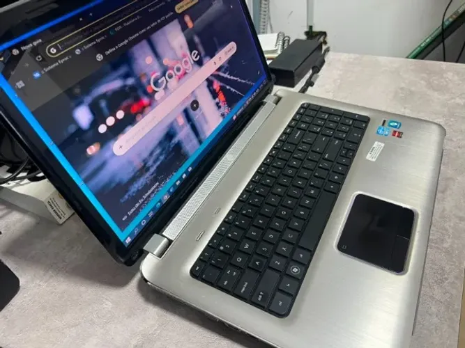 NOTBOOK HP i7 de 17 polegadas (usado funcionando)