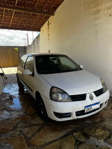 Renault Clio Hi-flex 1.0 16V 3P 2012