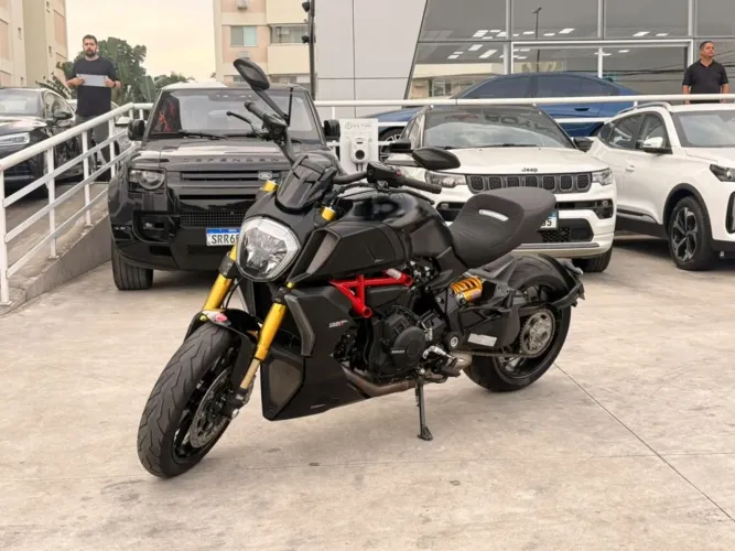 Ducati Diavel 1260 s 2022