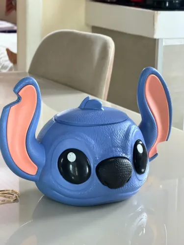 Vende-se cabeça do stich