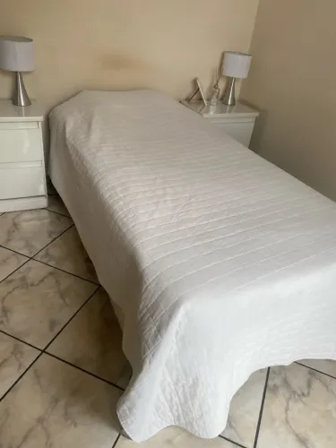 Cama box