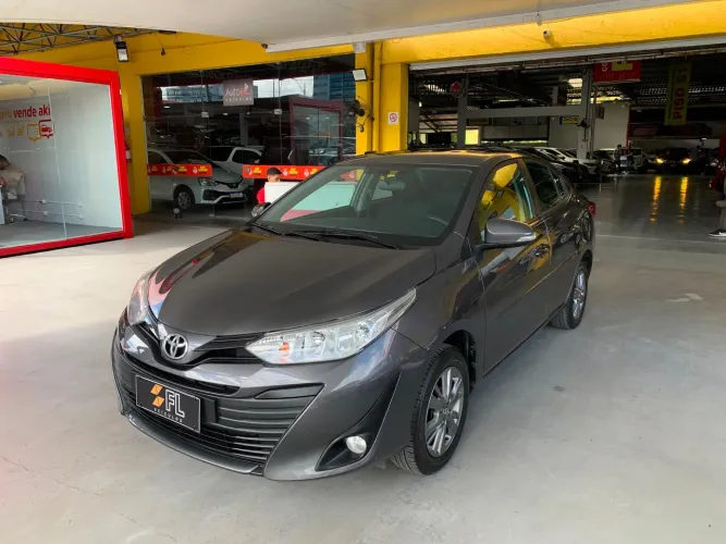 Toyota Yaris XL Live Sedan 1.5 Flex 16V 4P AUT 2021