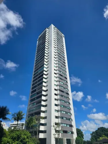 Imóvel para venda com 234 metros quadrados com 4 quartos em Casa Forte - Recife - PE