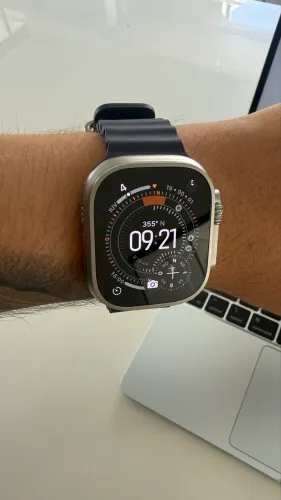 Apple Watch Ultra 2 49MM - Seminovo impecável 