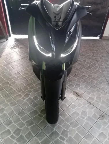 Somente venda XMax 250 