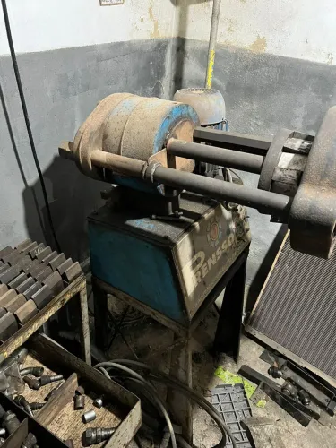 Prensa de Mangueiras Hidráulica
