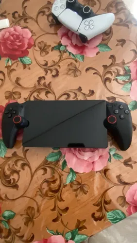 Reprodutor ps5 ps portal novo 2 meses de uso + estojo protetor e suporte de brinde