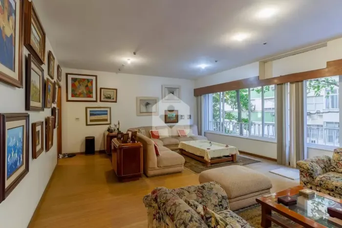 Apartamento para venda com 3 quartos, 145m² - Copacabana - Rio de Janeiro/RJ