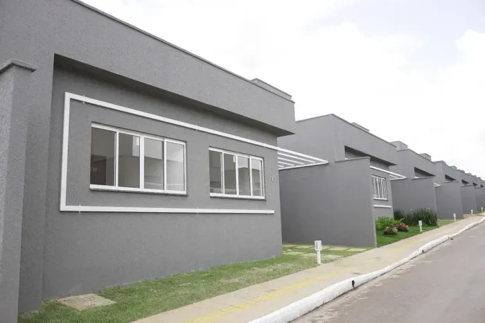 Casa em condomínio fechado 3 quartos Chacra Sao Pedro Aparecida de Goiânia