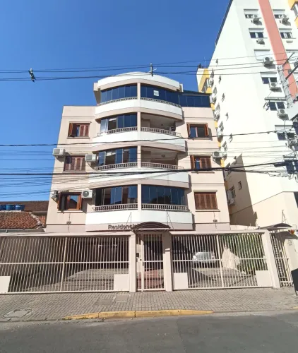 Excelente Apartamento com 2 dormitórios Mobiliado para locação, em ótima localização no Ce