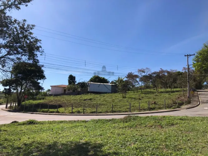 Terreno/Padrão - Misto - No bairro Chácaras Pousada do Vale em área de zoneamento urbano -