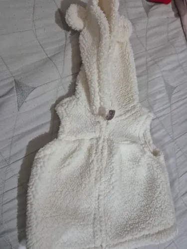 Colete carters tamanho 3 meses