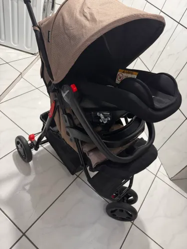 Carrinho de bebê travel system voyage delta duo pro preto com marrom