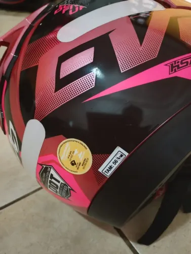 Capacete