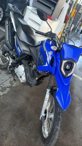 Crosser Z 2025 leia a descrição 