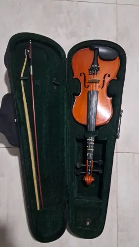 Violino da Marca Michael VNM40