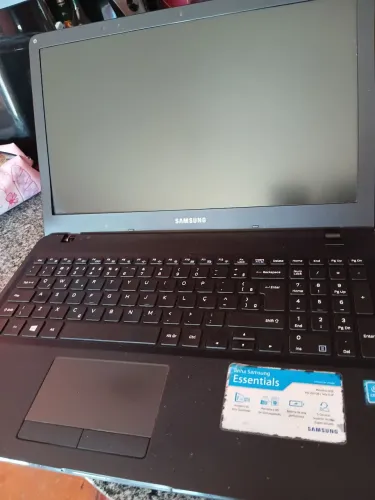 Notebook Samsung para retirar peças