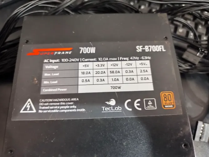 Fonte 700w 80 plus SuperFrame