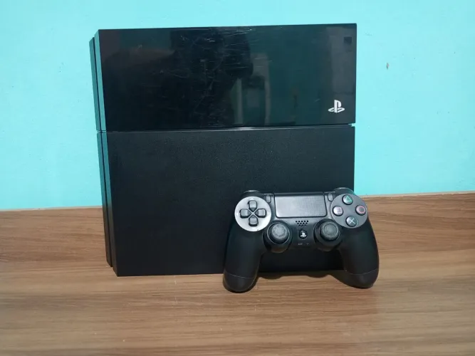 Playstation 4 FAT - PS4 ( Aceito cartão de crédito)
