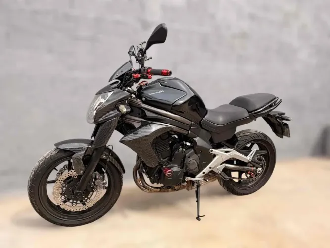 ?Kawasaki Z6N 2013 600cc 72.500 km ! Muito Conservada