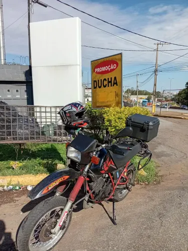 DT 180 motard