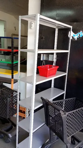ESTANTE EM ACO BARATA NOVA E AQUI 6 PRAT AVISTA R$ 299.00 ZAP *