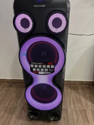 Caixa de som torre polivox zerada