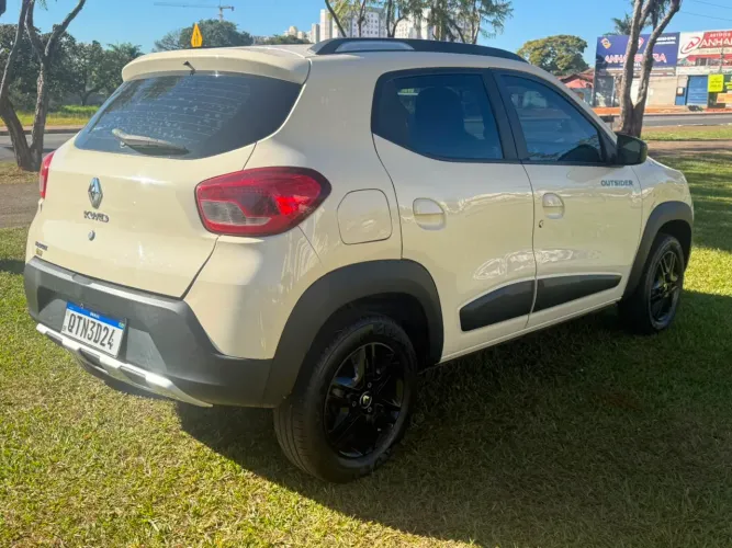 Renault Kwid Outsider 1.0 Flex 12V 5P Mec. 2020