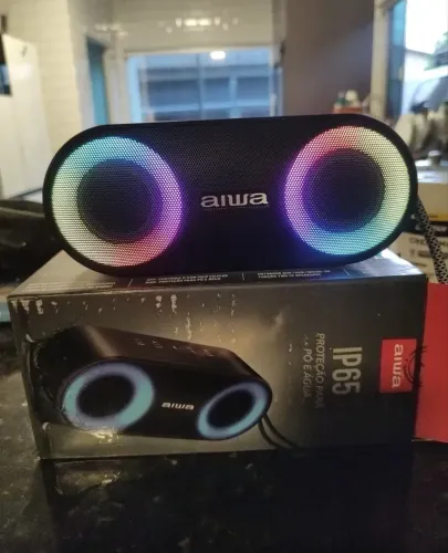 Caixa de som portátil aiwa 