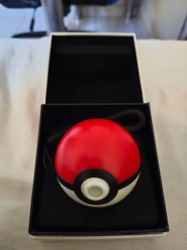 Fone de ouvido Razer Pokémon Pikachu in-ear gamer sem fio
