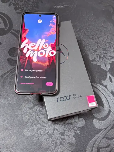 Celular Motorola Razrd 40 Ultra