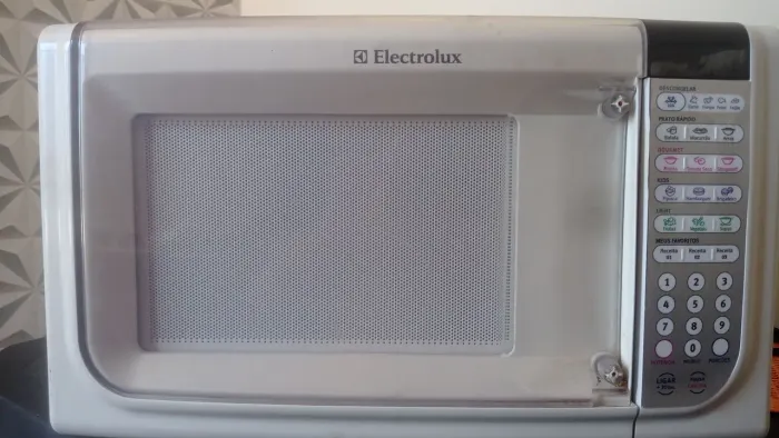 Microondas Eletrolux 31L, 127 Volts
