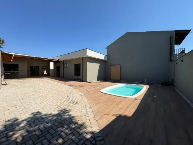 Casa com 3 dormitórios, 150 m² - venda por R$ 750.000,00 ou aluguel por R$ 4.500,00/mês -