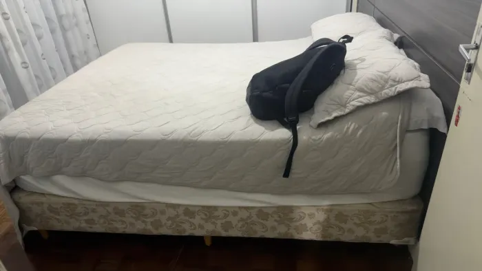 Vendo cama QUEEN