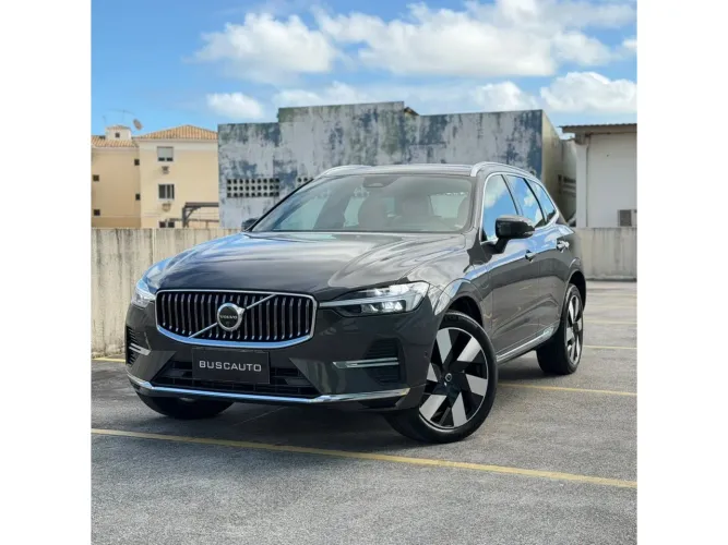 Volvo XC-60 T-8 Ultimate 2.0 AWD (híbrido) 2024
