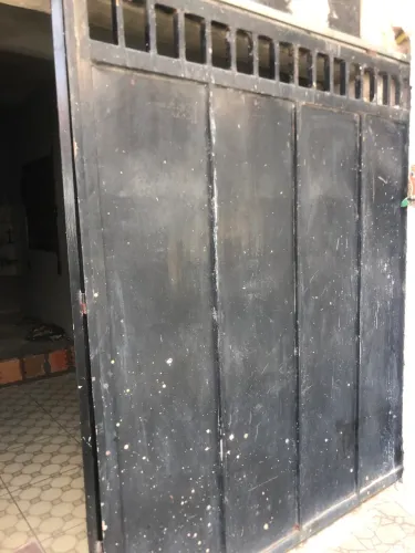 Portão de ferro