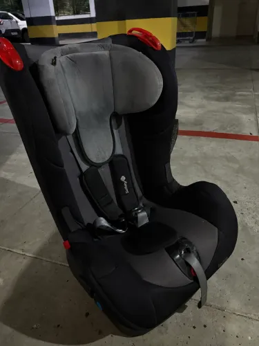 Cadeirinha automotiva Safery First