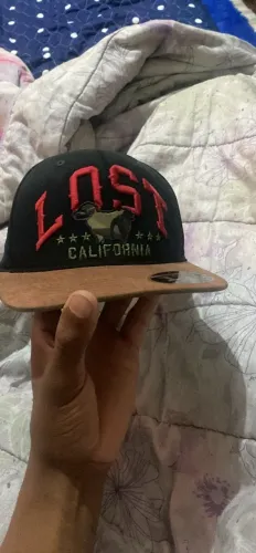 vendo boné original lost Califórnia