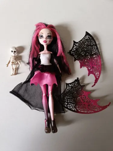 Draculaura Ghouls Rule - Monster High 
