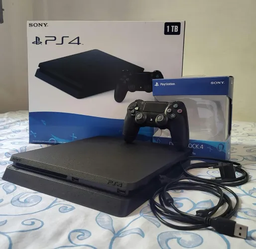 PS4 Slim 1TB