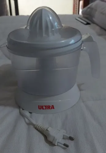 Espremedor de Frutas Ultra 750ml Branco - 25W