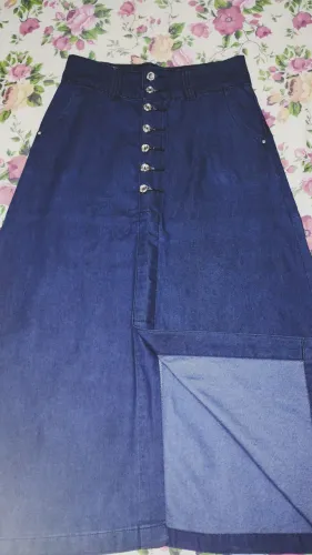VENDO SAIA. NÚMERO 38. USADA