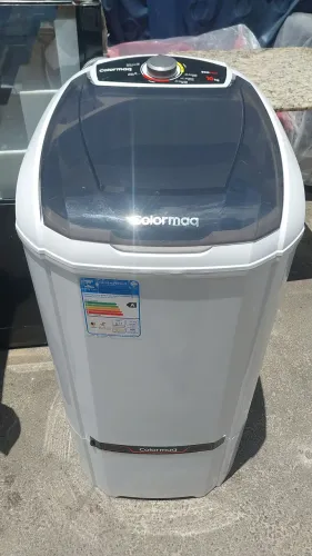 Vende-se Lavadora de Roupas Tanquinho Colormaq ecomax 10kg. Valor 350,00.