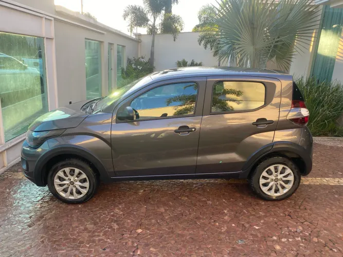 Fiat Mobi Like 1.0 Fire Flex 5P. 2024