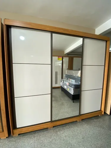 GUARDA ROUPAS CASAL NOVO COM ESPELHO