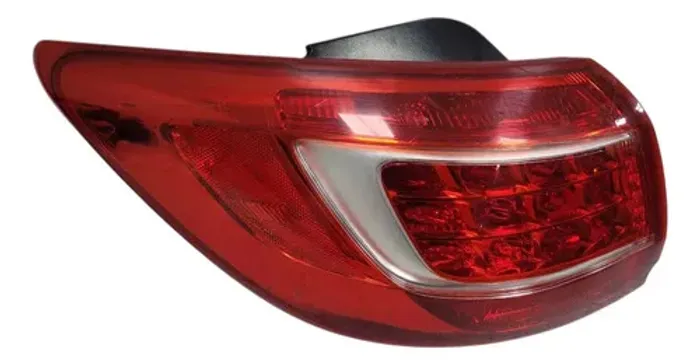 Lanterna Traseira Esquerda Kia Sportage 2011 Com Avarias Esquerdo/motorista Vermelho