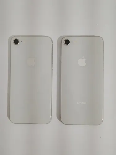 Vende-se 2 IPhone 8 normal