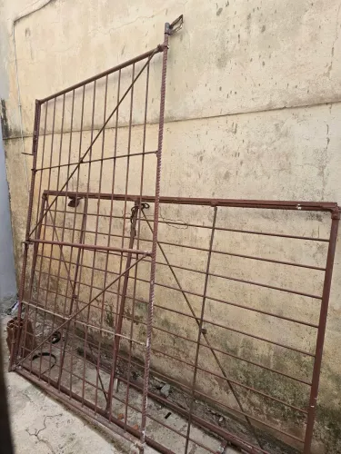 Portão de ferro
