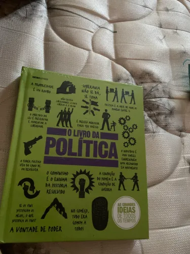 Vendo livros ótimo estado .
