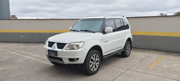 Mitsubishi Pajero TR4 2.0/ 2.0 Flex 16V 4X4 Aut. 2013